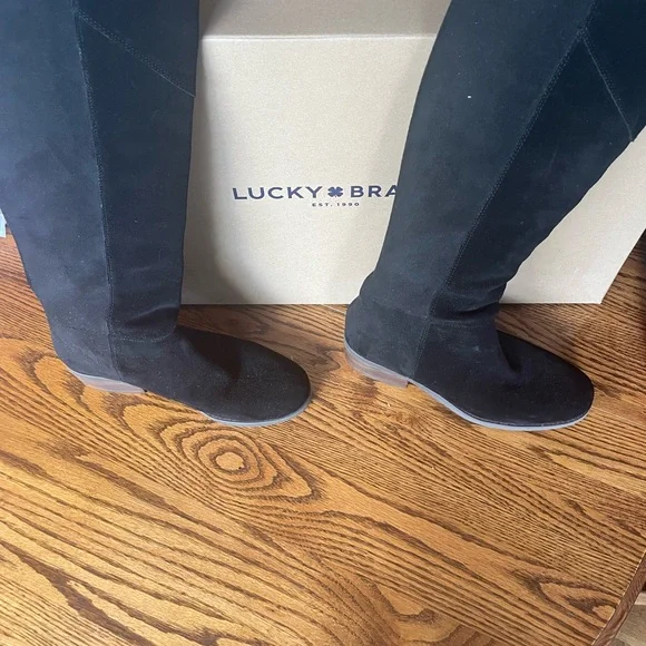 New lucky brand women’s TWYNKL boots, knee-high black suede black size 8
